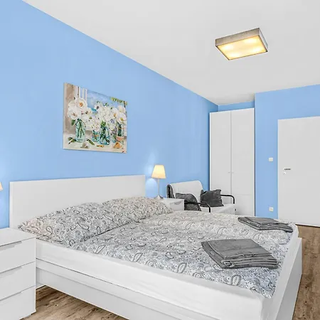 New Cozy Apartment, Free Parking! شقة براغ