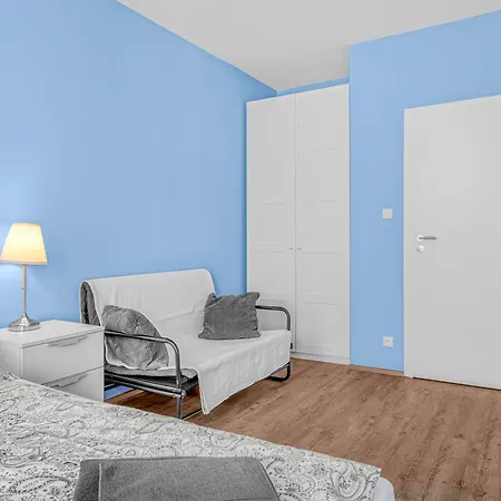 New Cozy Apartment, Free Parking! * براغ